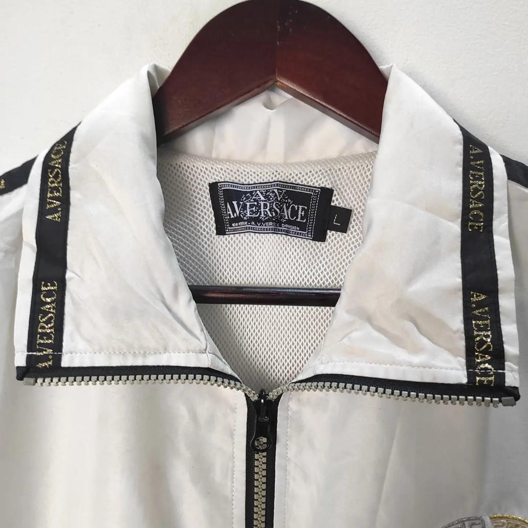 Vintage A. Versace Windbreaker jacket, Fesyen Pria, Pakaian , Baju ...