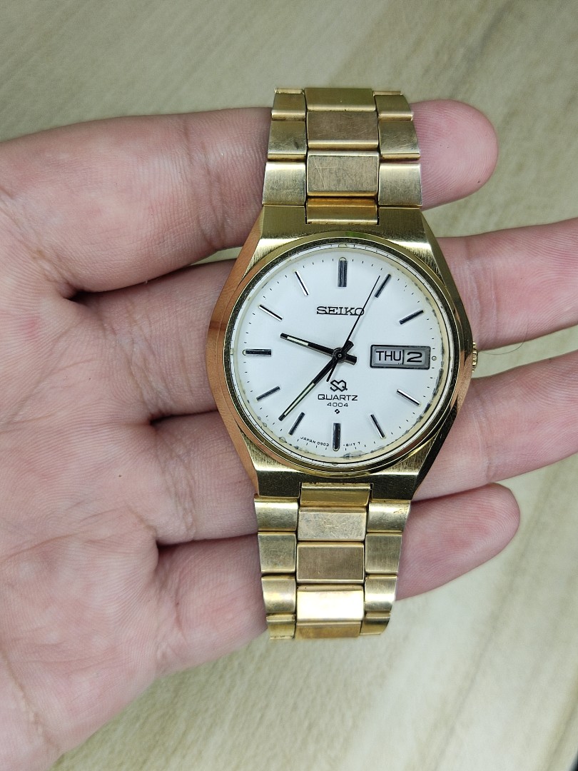 Vintage seiko sq 4004, Men's Fashion, Watches & Accessories, Watches on  Carousell