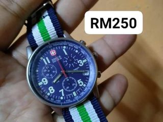 (Category: ) located in . Submitted by watchcheapo91 (Listing ID 1111083094, Image 1). Description: .