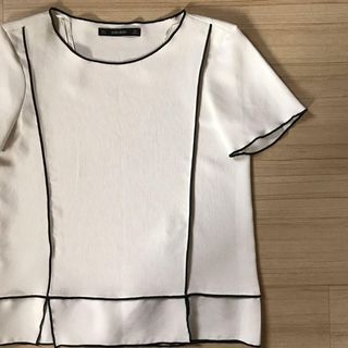 (Category: ) located in . Submitted by dearlittlethreads (Listing ID 1111072697, Image 1). Description: .