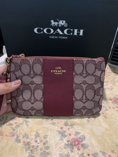 (Category: ) located in . Submitted by ih_preloved (Listing ID 1114024790, Image 1). Description: .