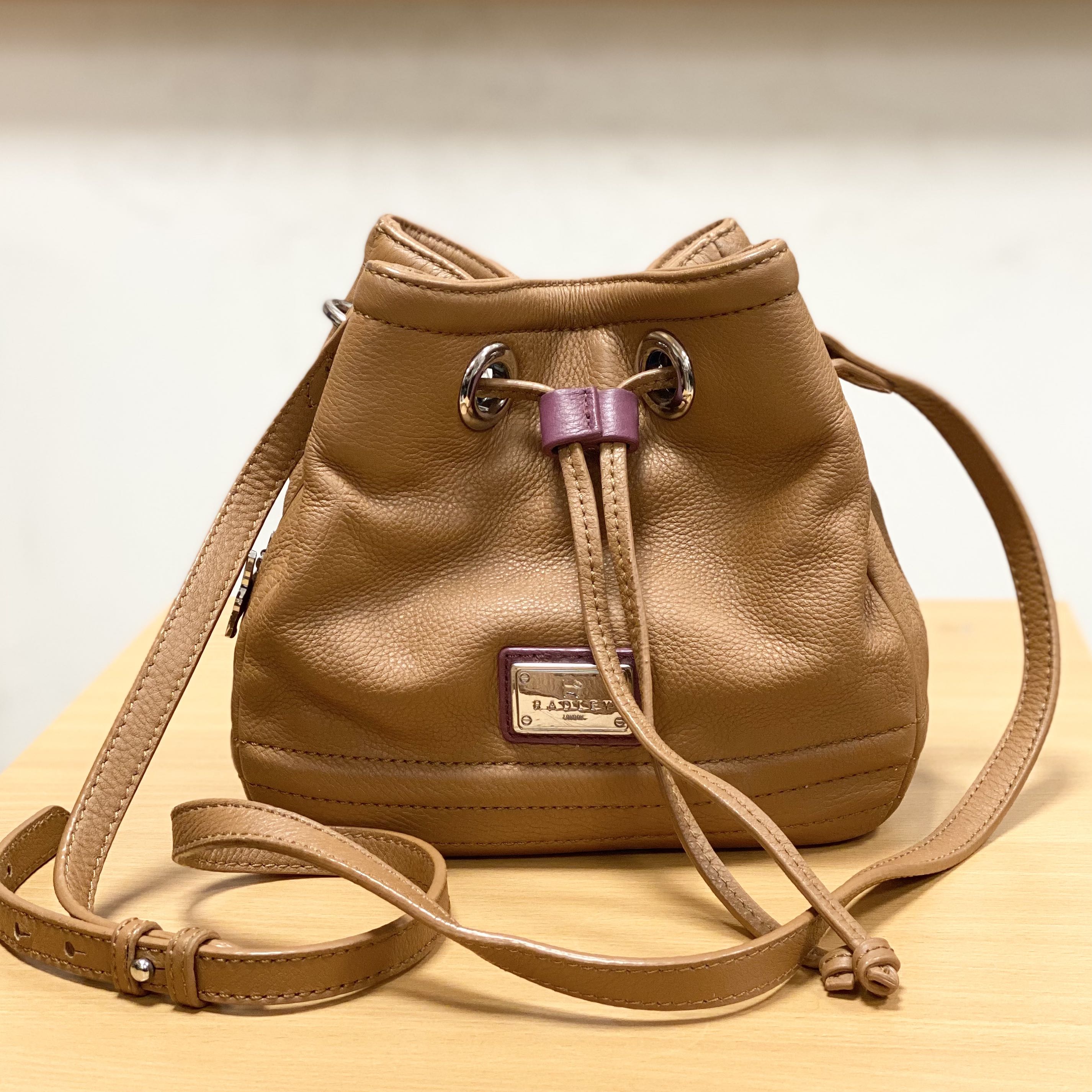 Authentic Radley Bucket Bag Luxury Bags Wallets on Carousell