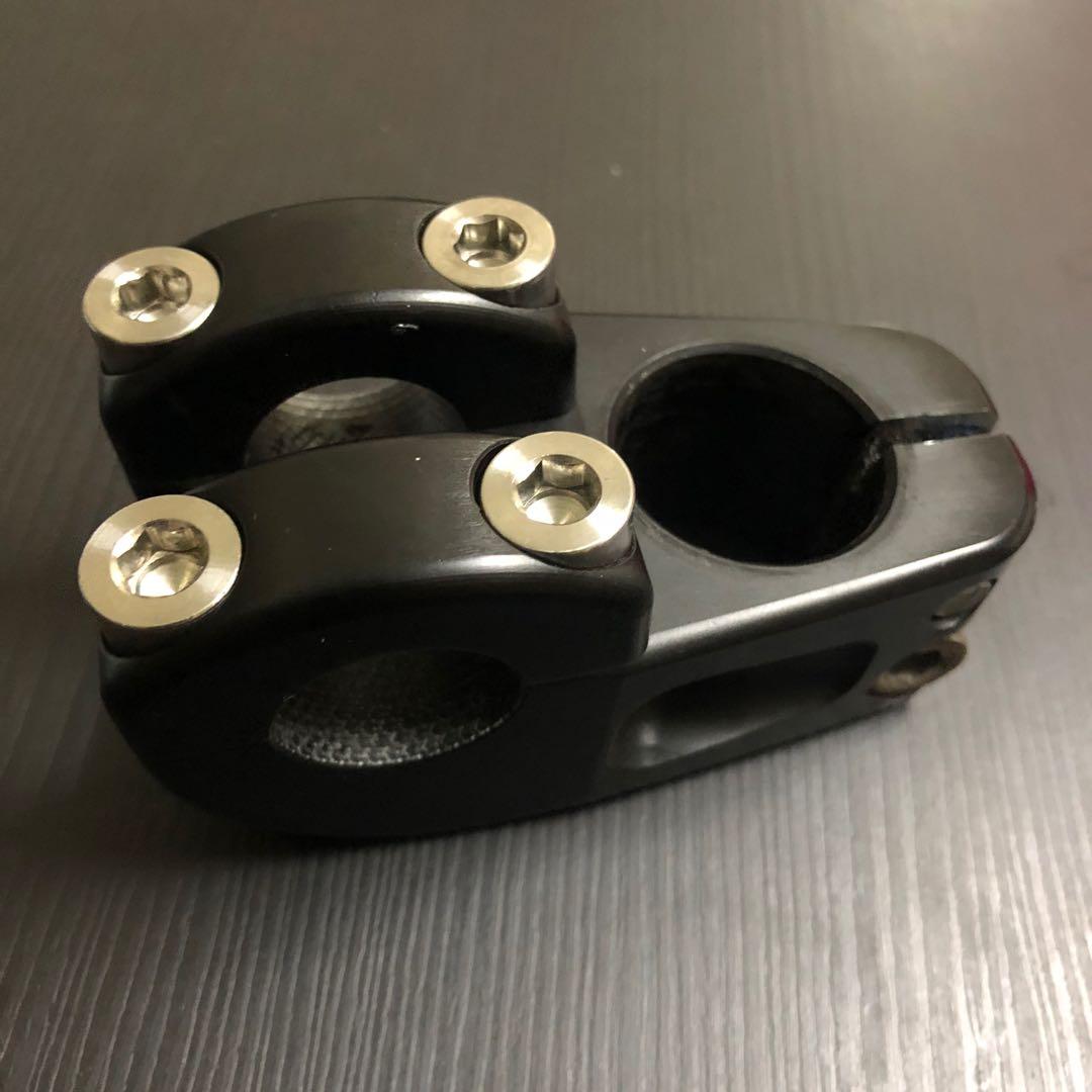 S&m stem outlet