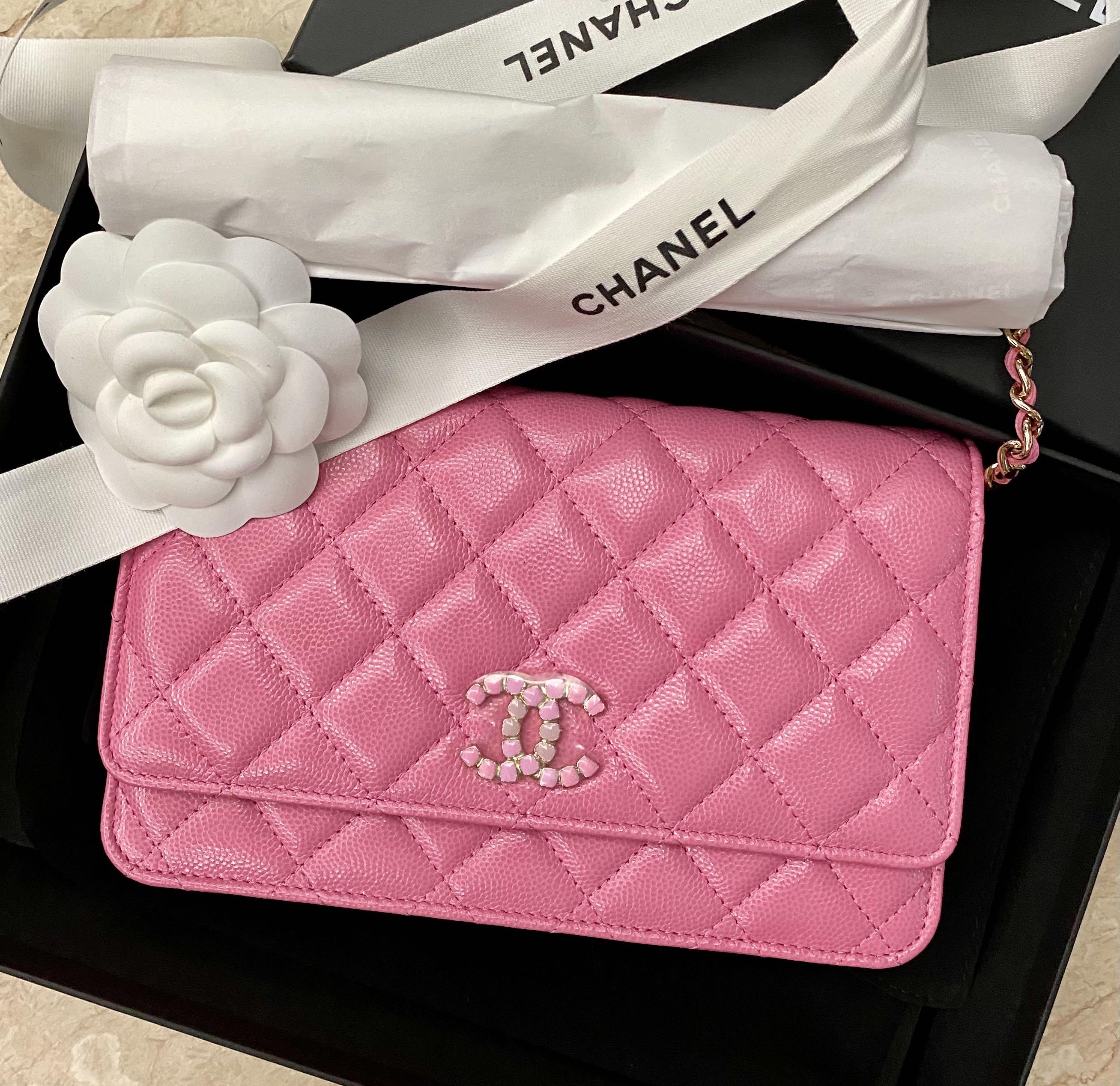 Chanel shop 21p pink