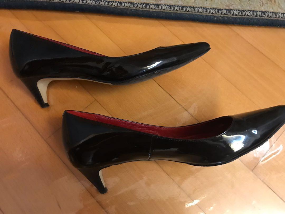 Cole haan 2025 juliana pump 45