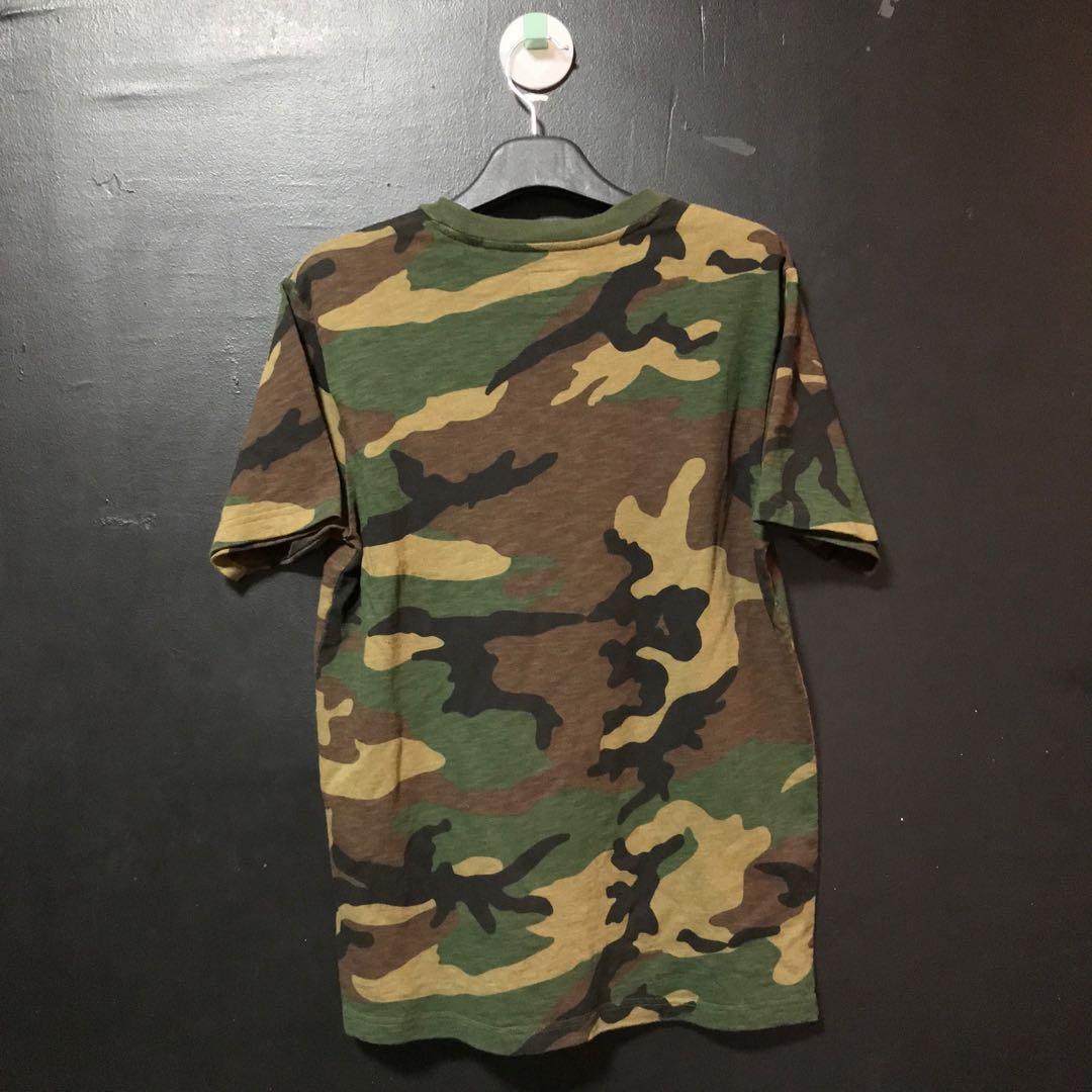 Supreme camo pocket sales tee