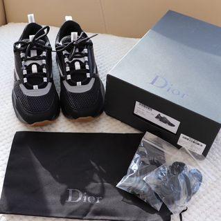 Dior b22