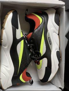 Dior b22