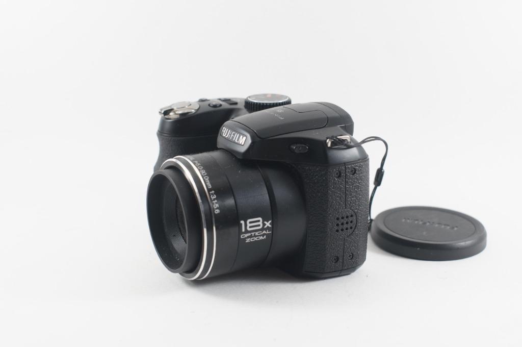 Fujifilm FinePix S2980/ Fujifilm Finepix S Digital Camera (14M