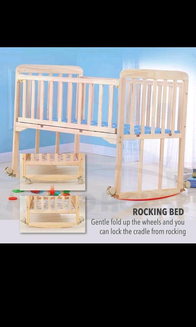 *Give away* Baby cot, Babies & Kids, Baby Nursery & Kids Furniture