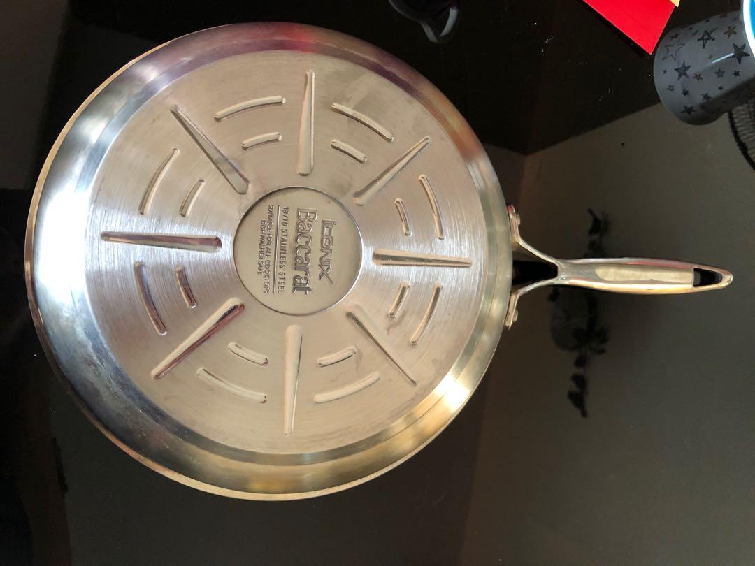 Iconix Baccarat stainless steel pan, TV & Home Appliances, Kitchen