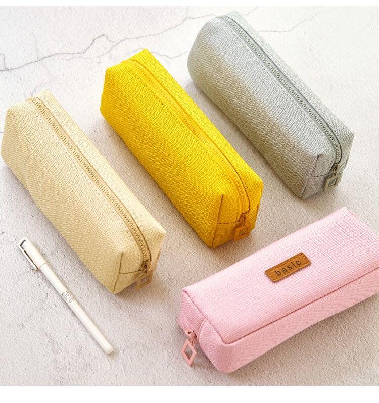 Simple online pencil case