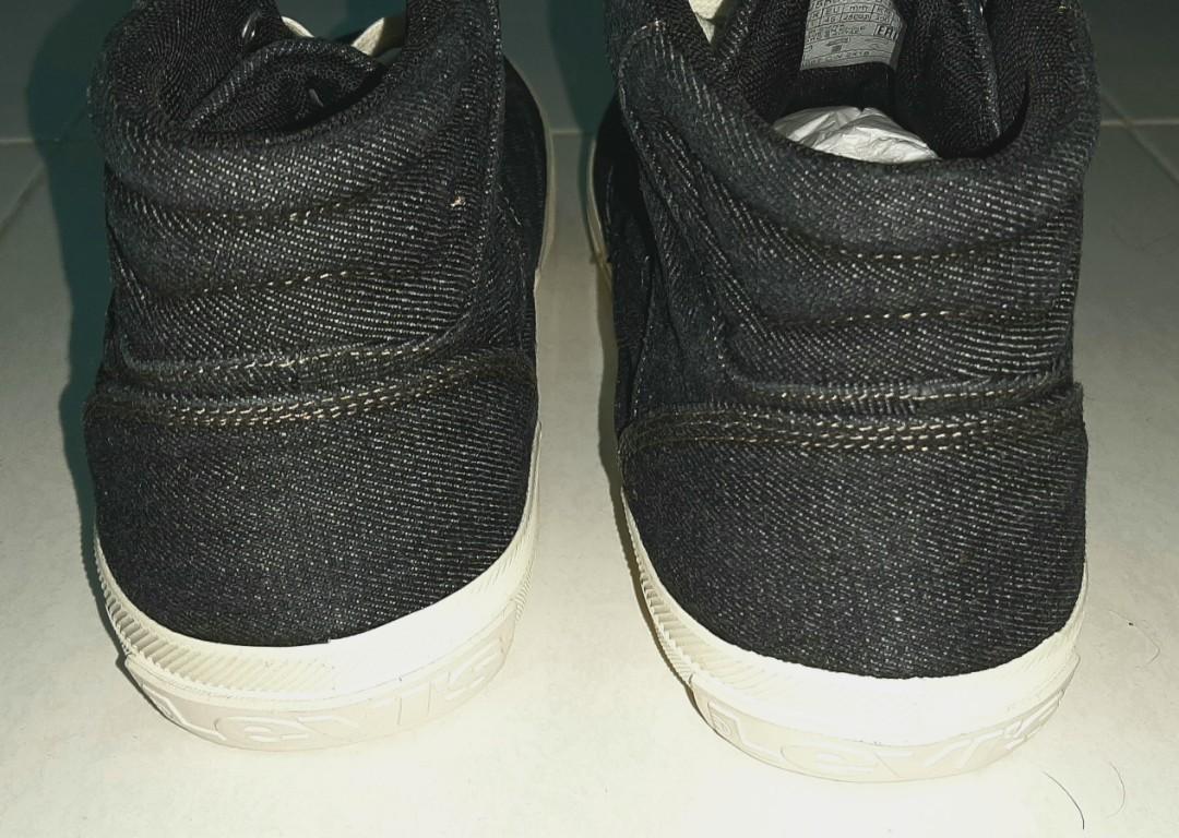Levis bass mid sneakers discount