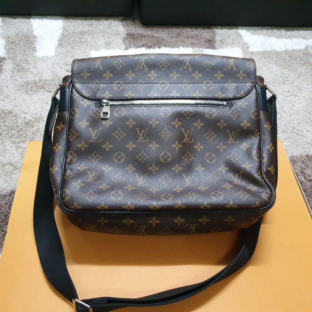 Louis Vuitton NM District Messenger Bag Review & Try On (Damier Graphite  Black - Virgil Abloh - LV) 