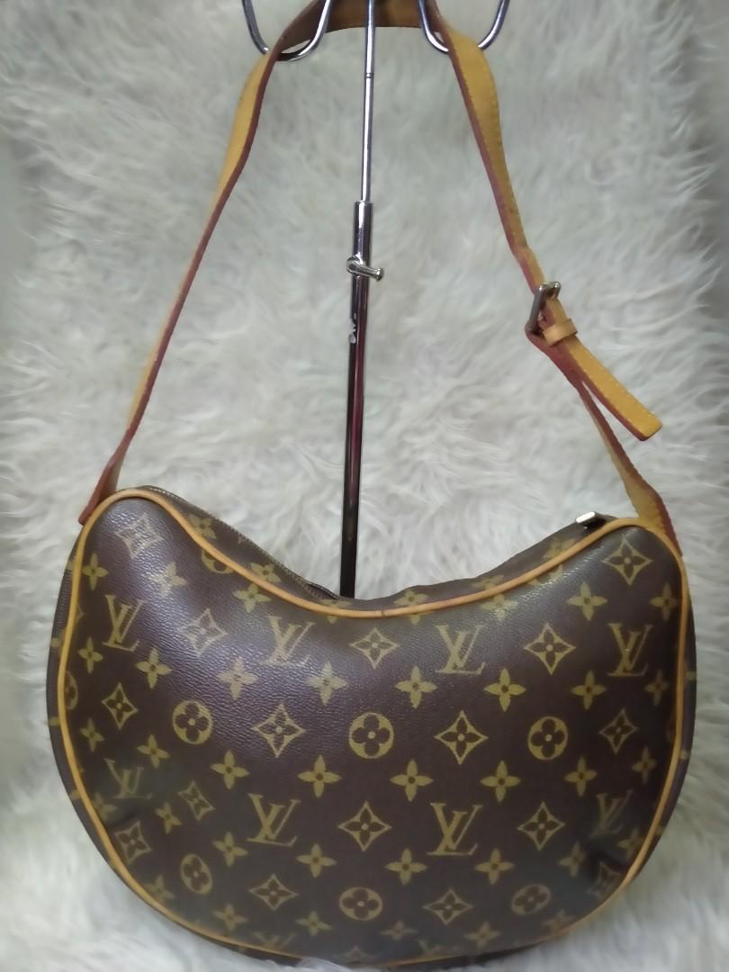 100% Authentic LV LOUIS VUITTON Croissant MM Shoulder bag *Limited  Edition*, Luxury, Bags & Wallets on Carousell