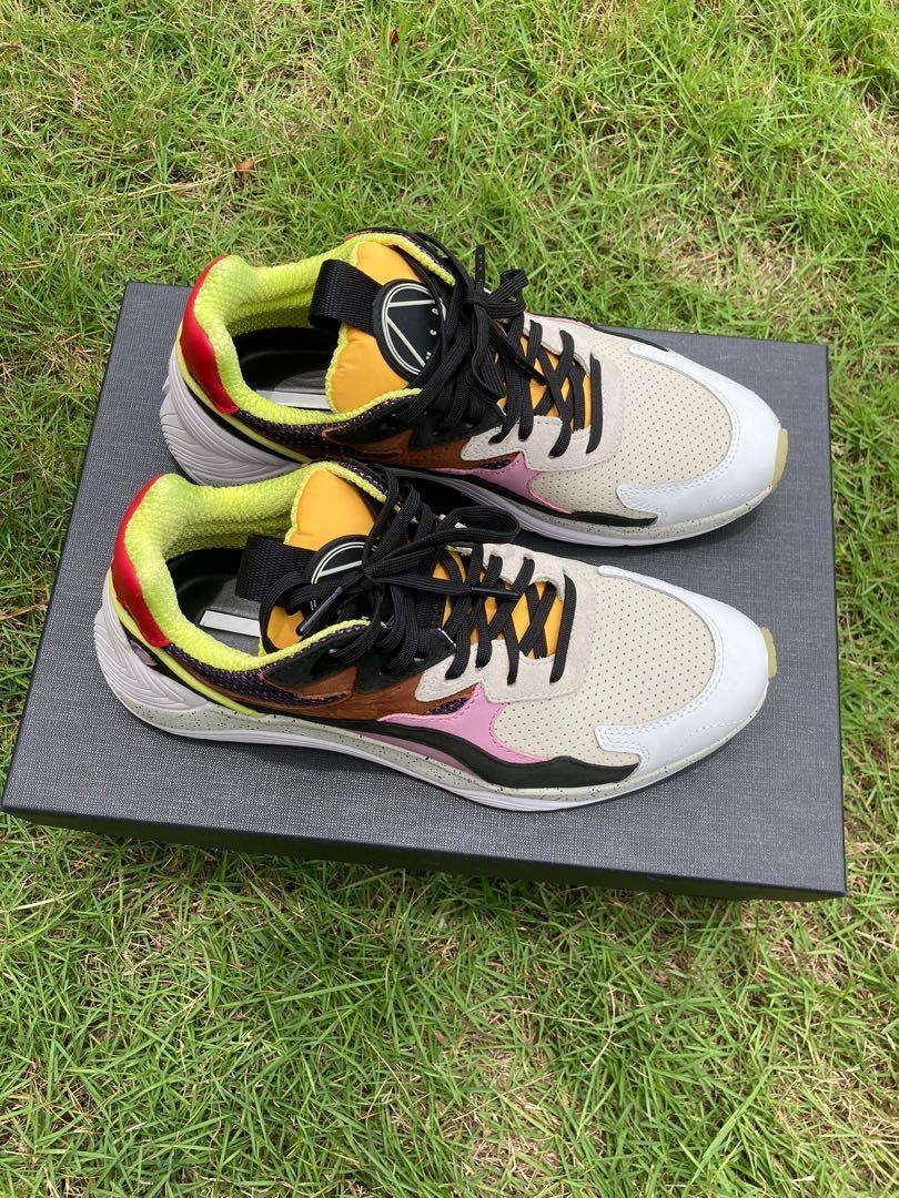 Daku sneaker clearance