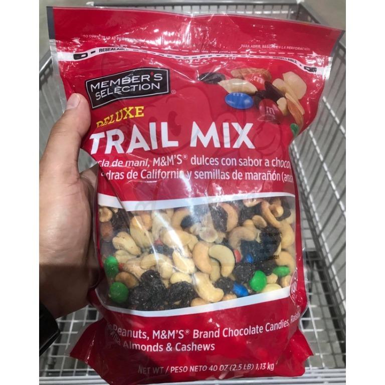 Members Selection Deluxe Trail Mix 40oz Food And Drinks Packaged