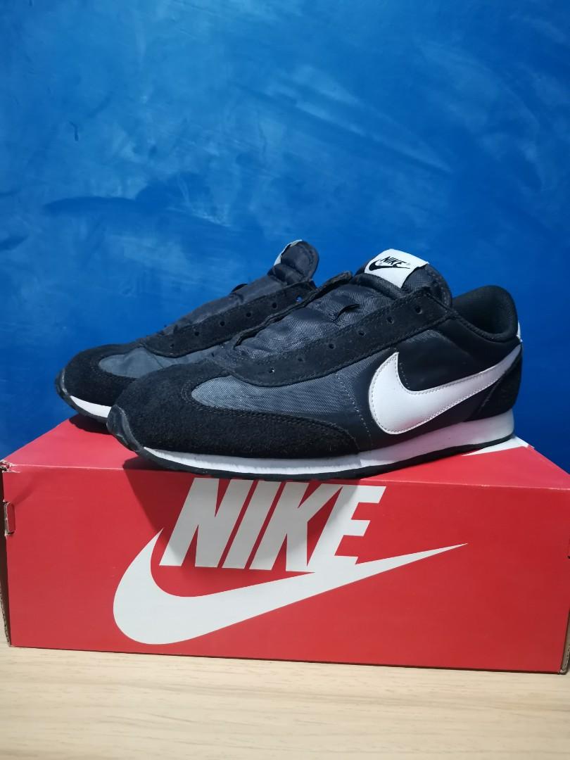 nike mach runner red