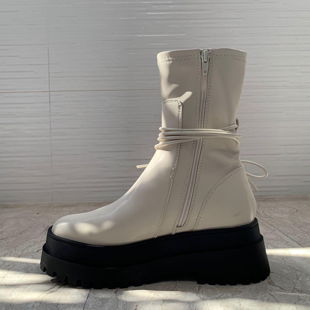 Public desire platform boots online