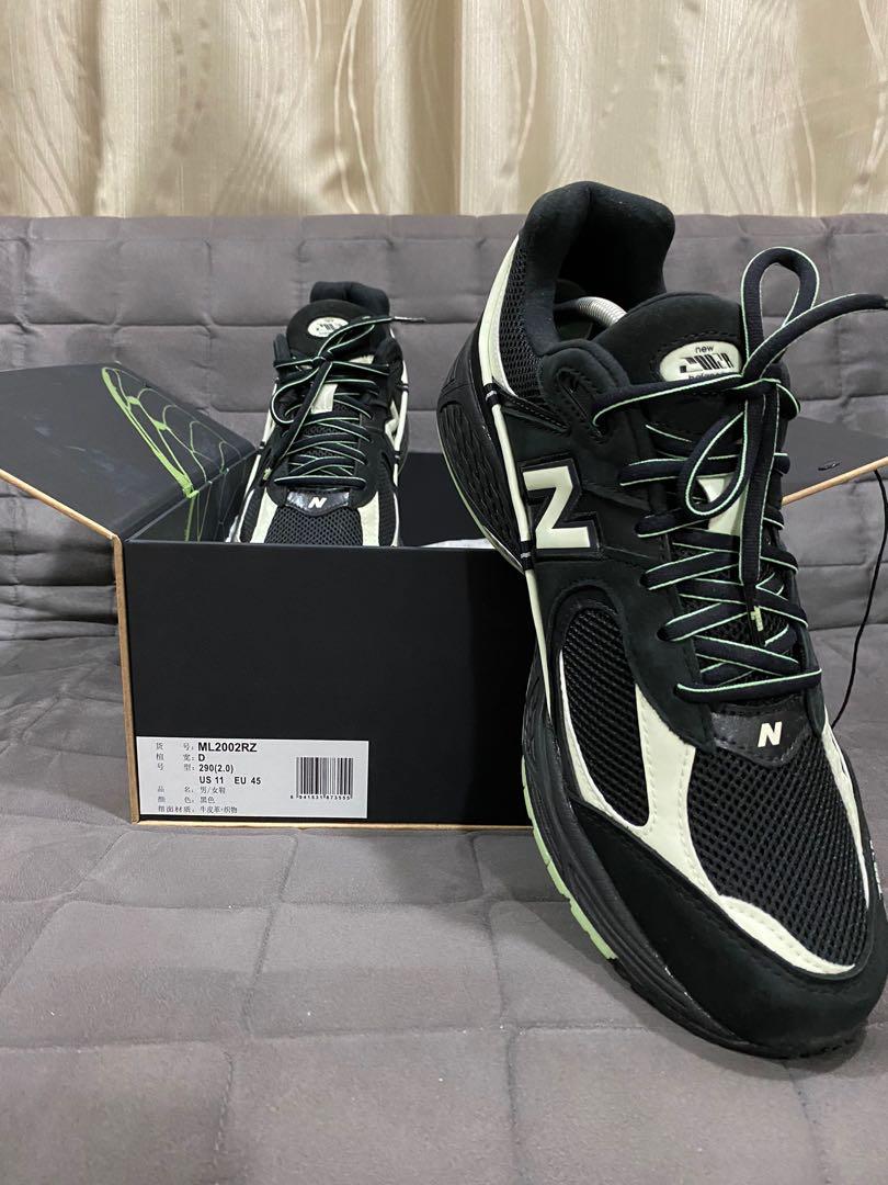 new balance 2002r randomevent