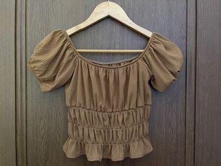 Ribbed Puff Sleeves Top