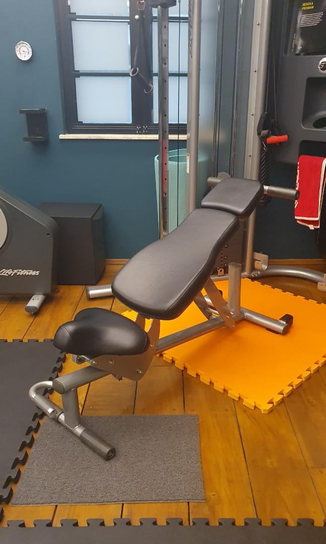 Rush used Life Fitness G7, Sports Equipment, Exercise & Fitness, Weights & Dumbbells on Carousell