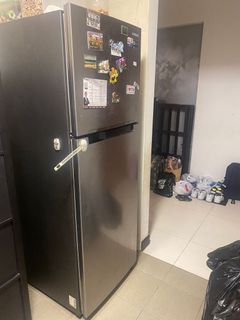 (Category: ) located in . Submitted by lisarrr (Listing ID 1114883373, Image 1). Description: .