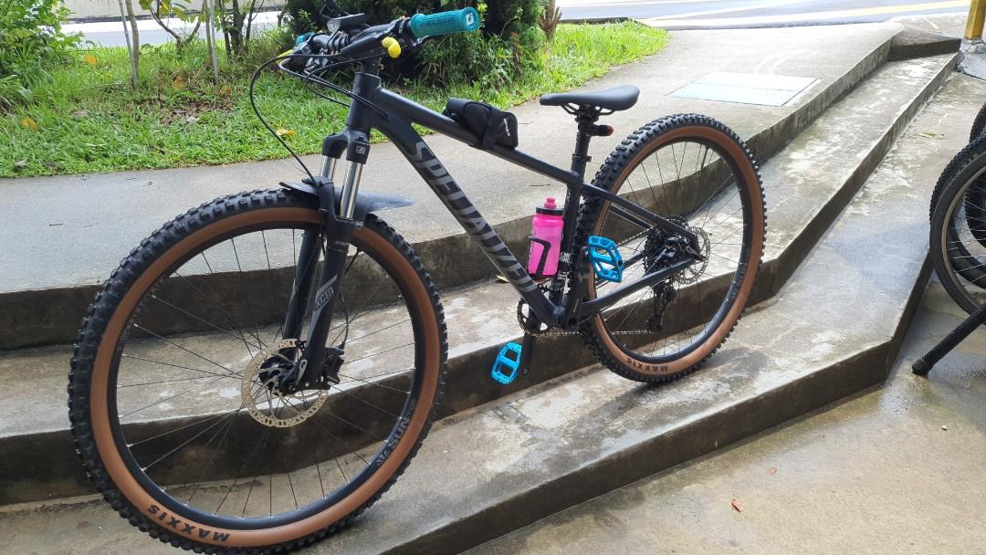 Specialized rockhopper best sale 29 upgrades