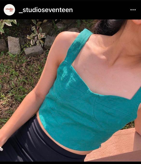 Studio 17 Linen Carmen Top SALE (Category: Sleeveless) located in Talisay. Submitted by visionboard_ (Listing ID 1101592569, Image 2). Description: Carmen top in Forest from Studio 17 Originally at 2,100 Size S on tag Helping Tags: Pomelo Fashion Suzy Clothing Love Bonito Araw the Line Encore Studios Bacoleña La Presko Beas Closet Kamani Tree Amari Amal the brand Tagpi by Kanayun Pare Mare Ma. Collecta Porto Studios Isla Pieces Studio Caca Floric