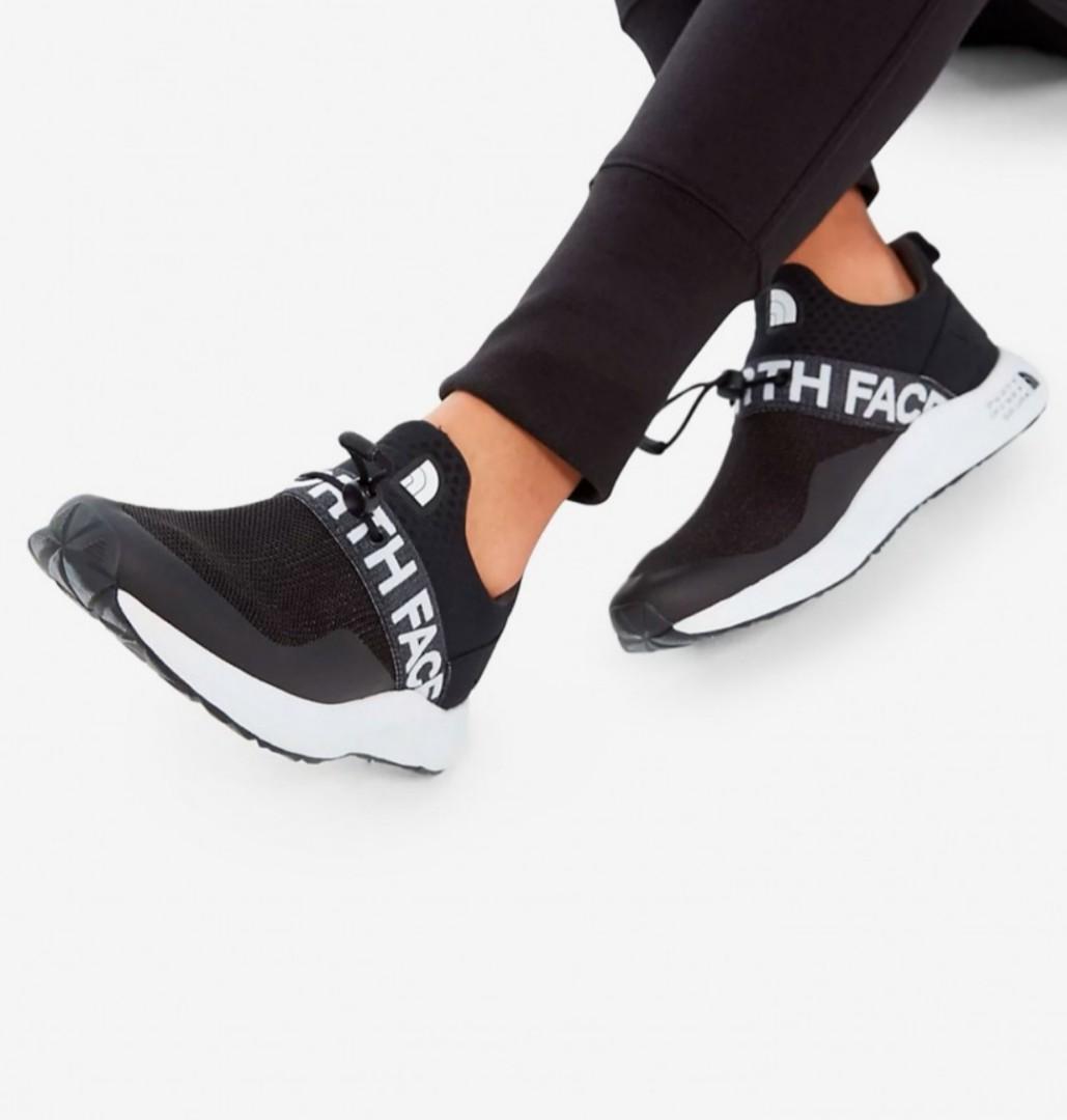 The North Face surge pelham, 男裝, 鞋 