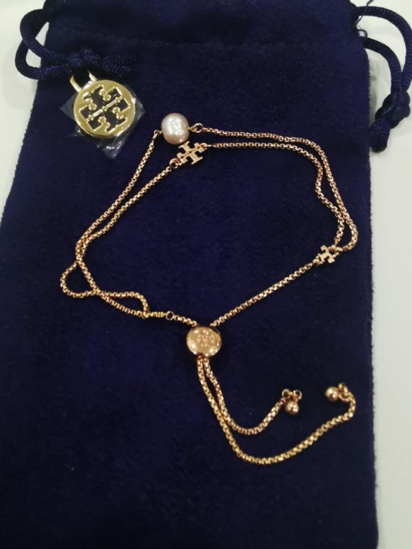 Tory Burch ROSE GOLD KIRA Pearl Slider Bracelet, Women's Fashion, Jewelry &  Organisers, Earrings on Carousell