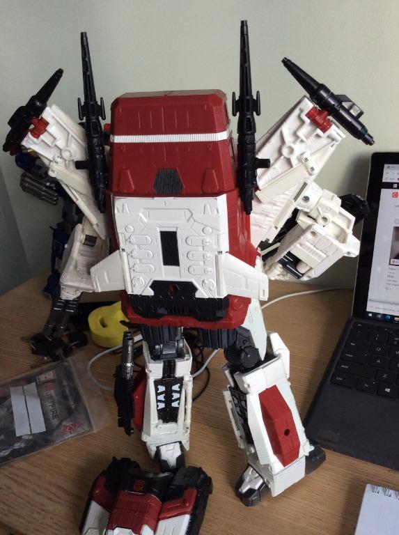 Transformers Siege Jetfire skyfire war for cybertron kingdom, Hobbies