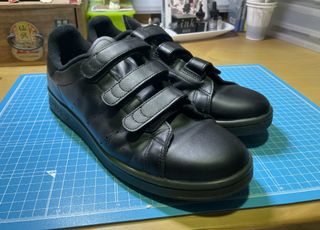 Adidas originals stan clearance smith black velcro