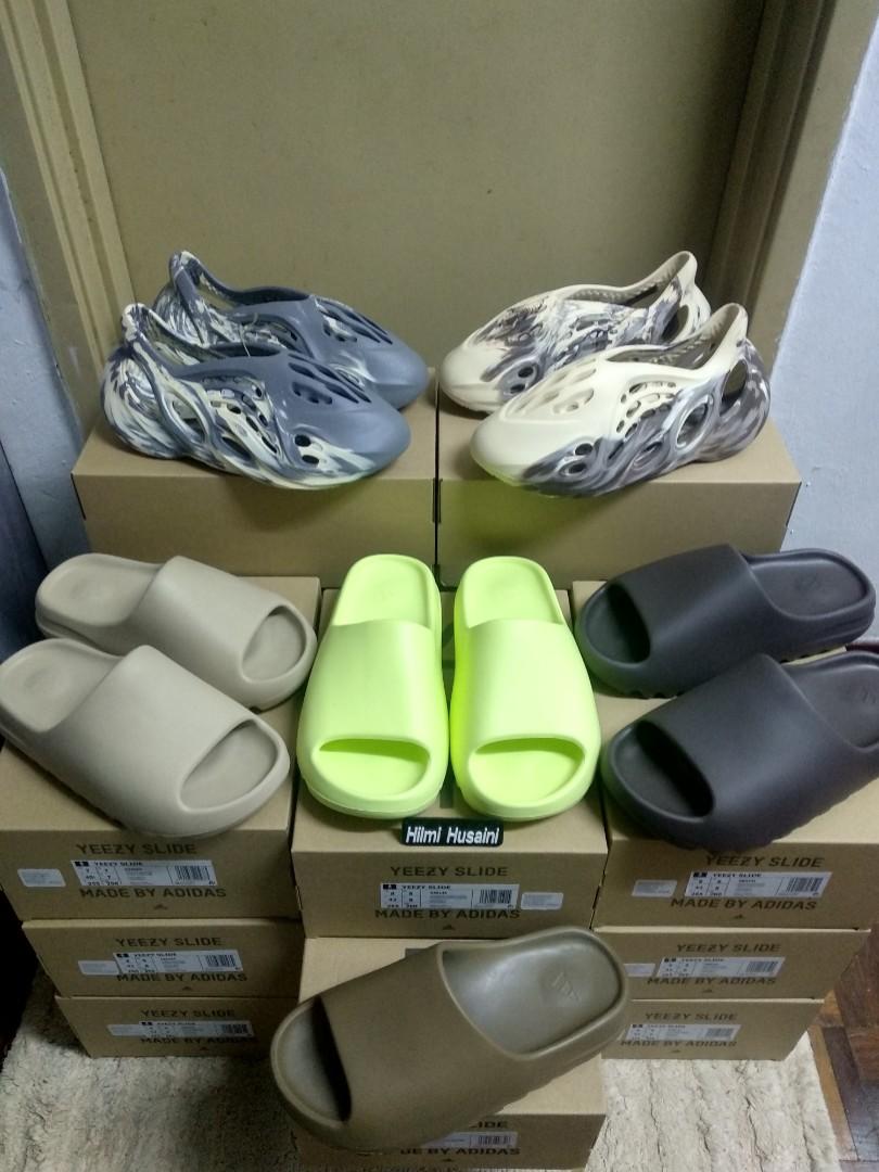 Yeezy soot online and core