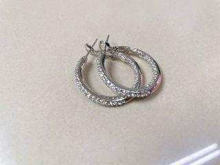 針式鑽石耳環