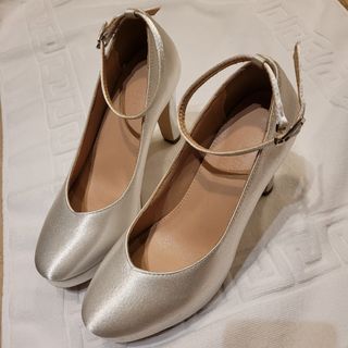 （分類：）位於 。 由 mandychoiii 提交（商品編號 1115026802，圖片 1）。簡介： 。