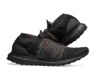 Ultra boost 2025 laceless singapore