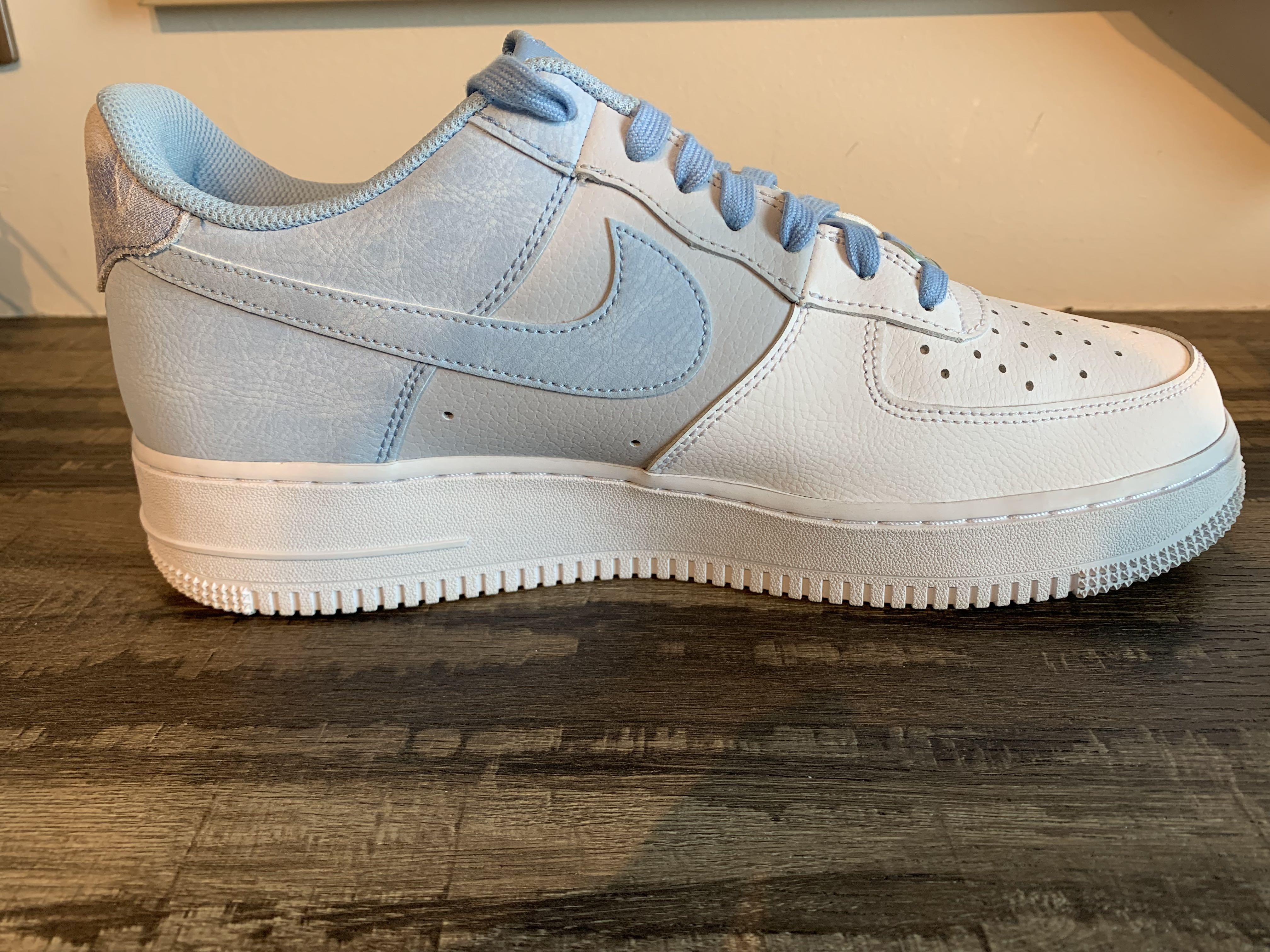 Sold at Auction: Nike, NIKE AIR FORCE 1 LOW 07 LV 8 PSYCHIC BLUE