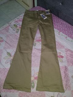 (Category: ) located in . Submitted by syasss (Listing ID 1114995404, Image 1). Description: .