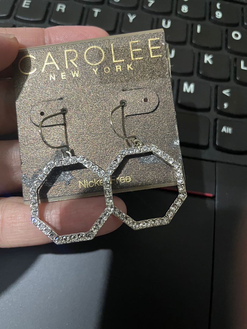 Carol deals lee earrings