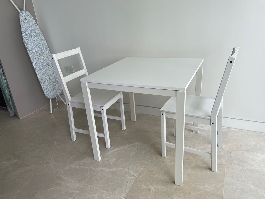 Minimalist table and chairs furniture home living furniture tables