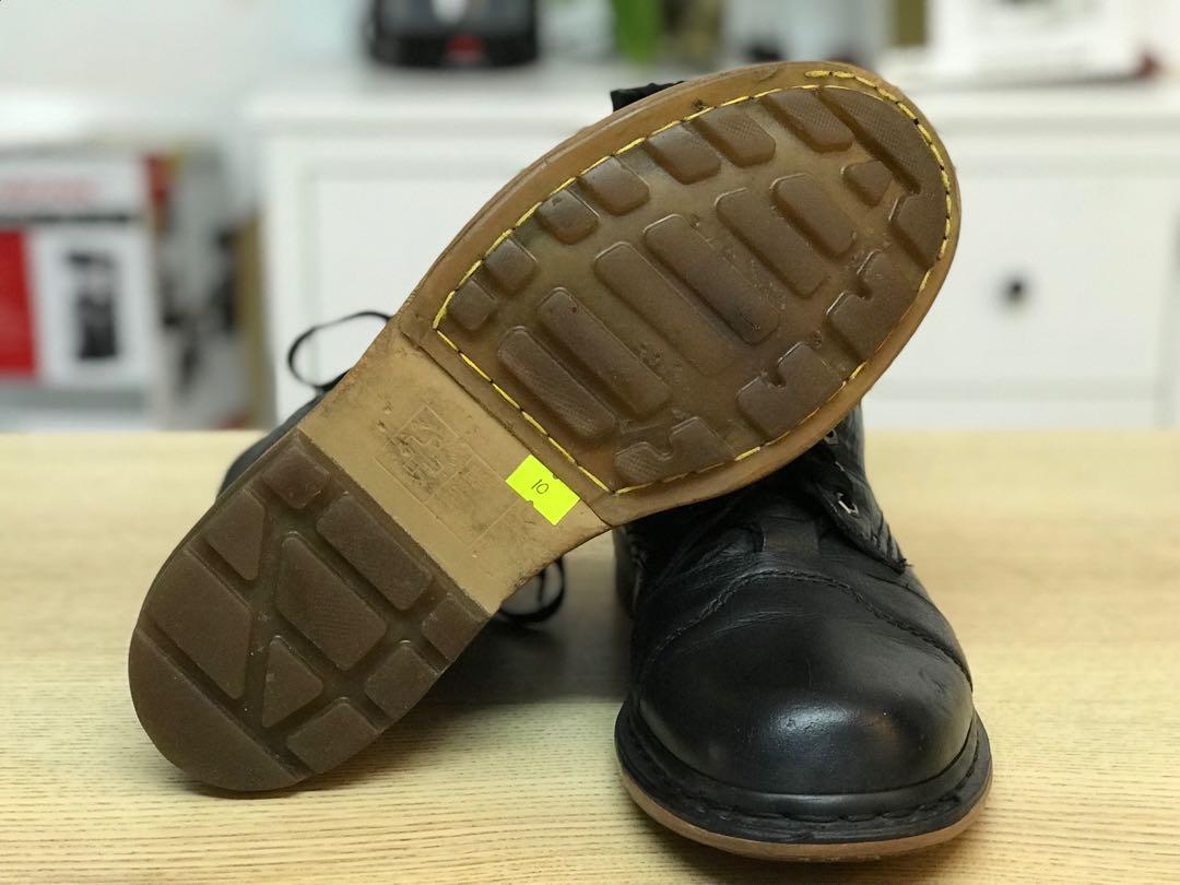 Dr Martens Pier Boots, Men'S Fashion, Footwear, Boots On Carousell