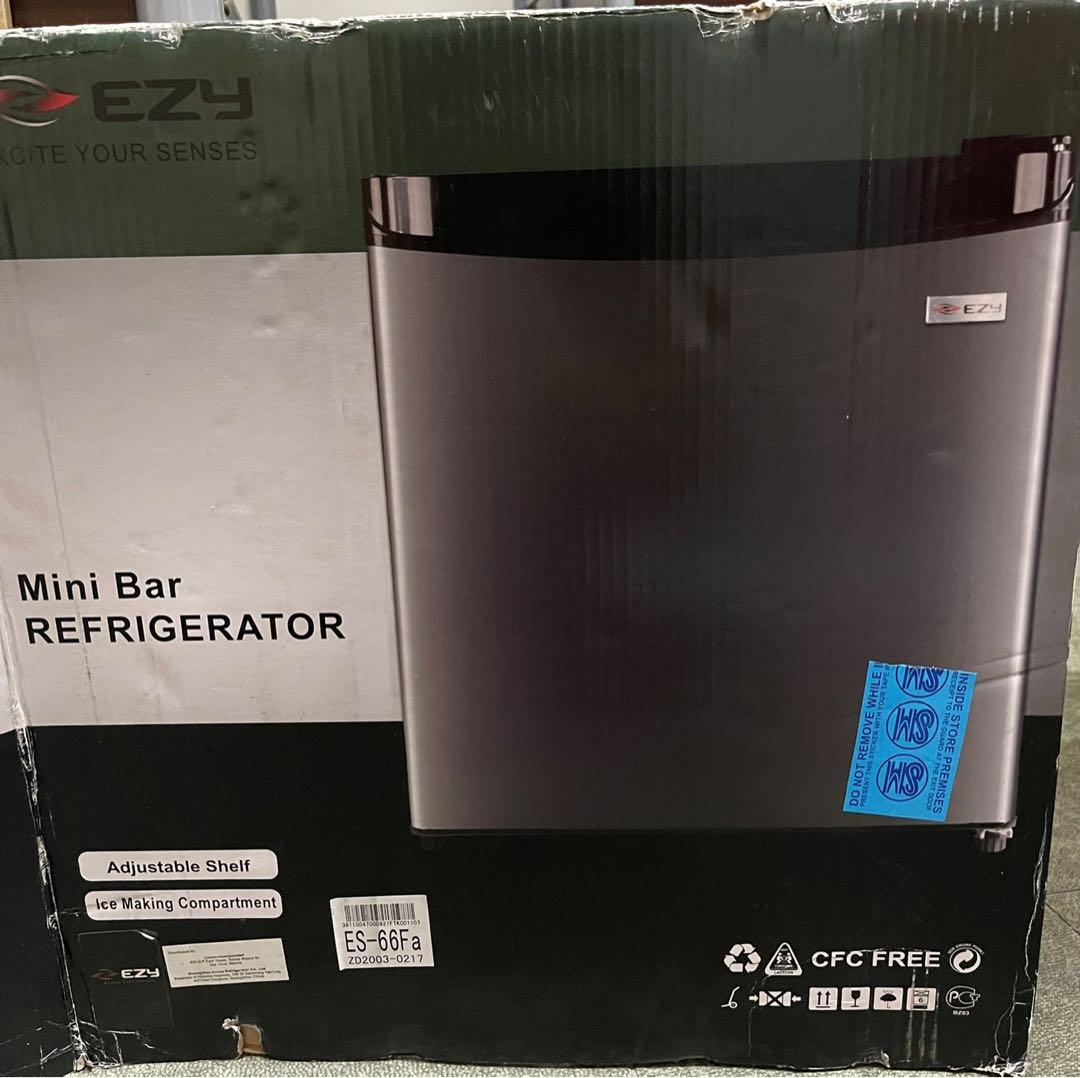 Ezy Personal Mini Bar Refrigerator , TV & Home Appliances, Kitchen
