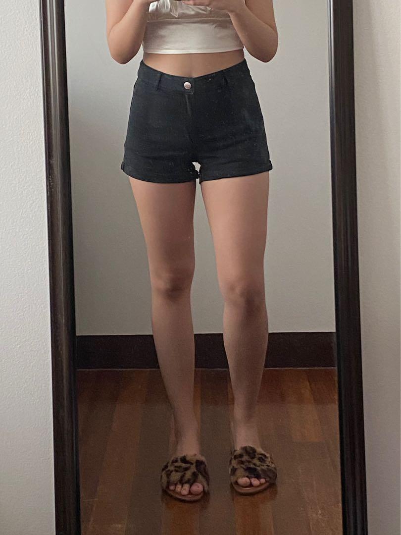 H M black highwaist shorts Women s Fashion Bottoms Shorts on