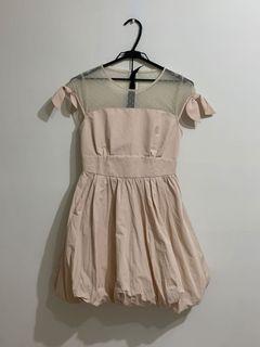 Lily Brown 淡粉紅色膨裙小禮服 尺寸1 