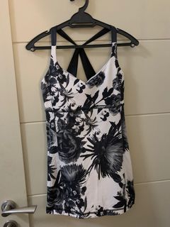 (Category: ) located in . Submitted by xty.clothes (Listing ID 1114996564, Image 1). Description: .