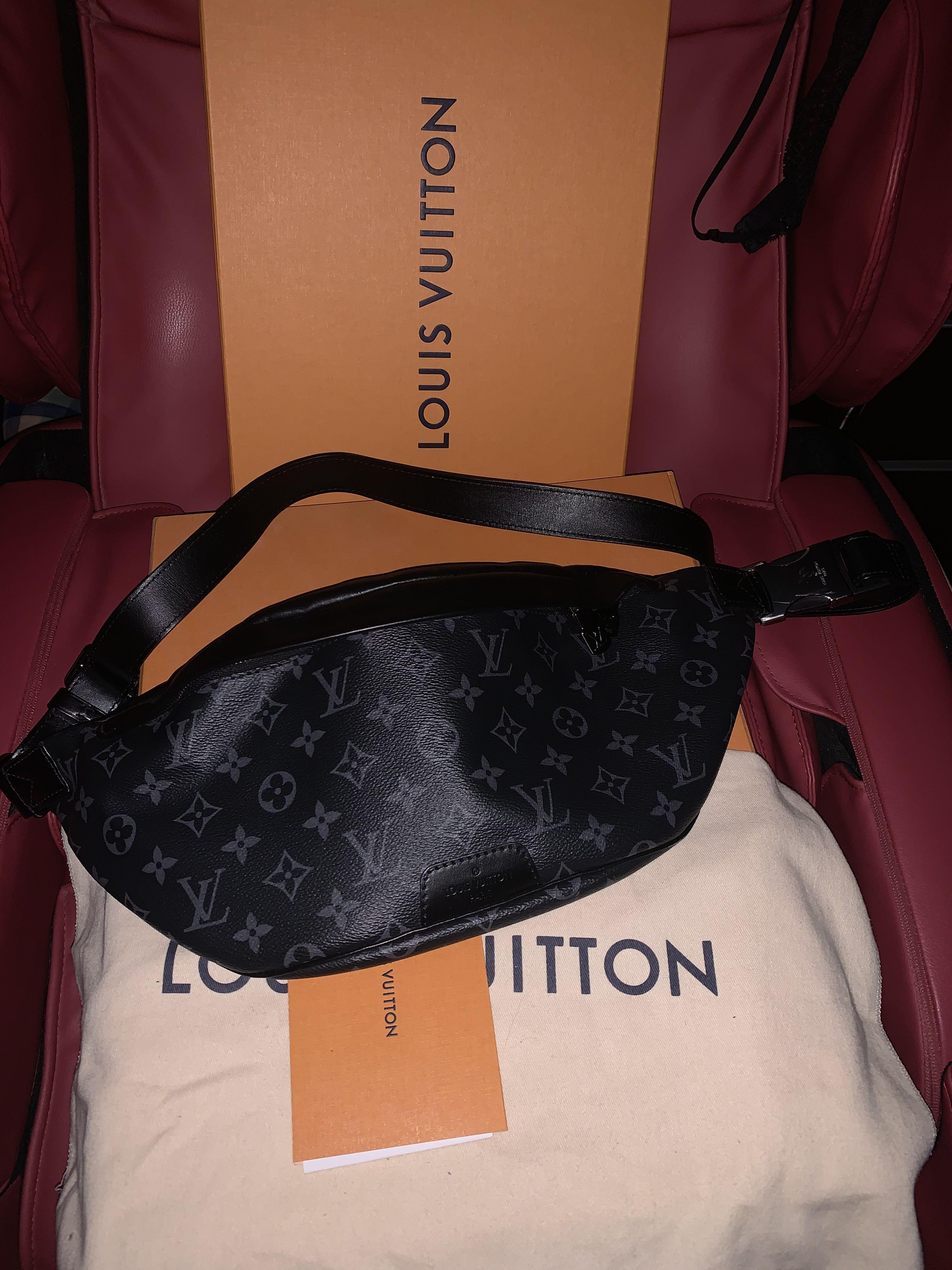 Louis Vuitton LV Discovery Bum Bag