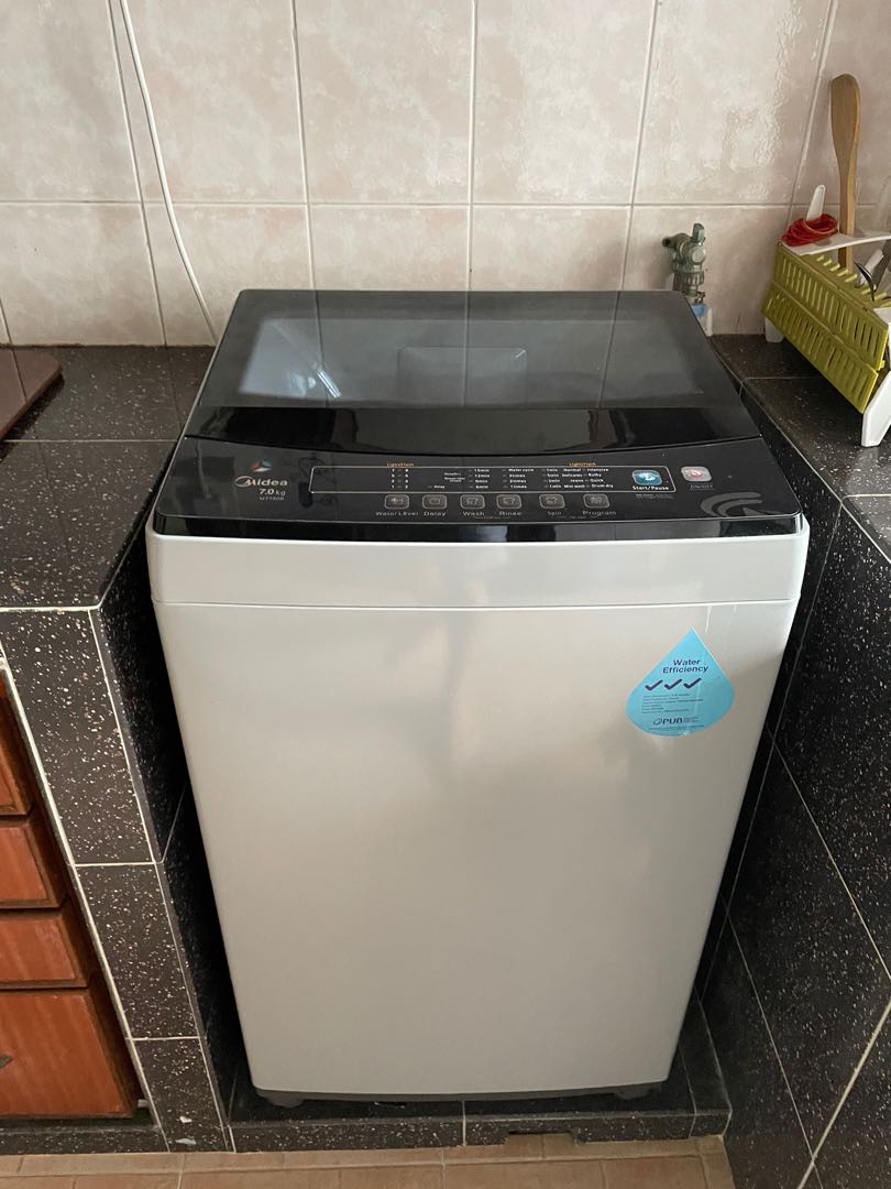 Midea Washing Machine less than a year old, TV & Home Appliances
