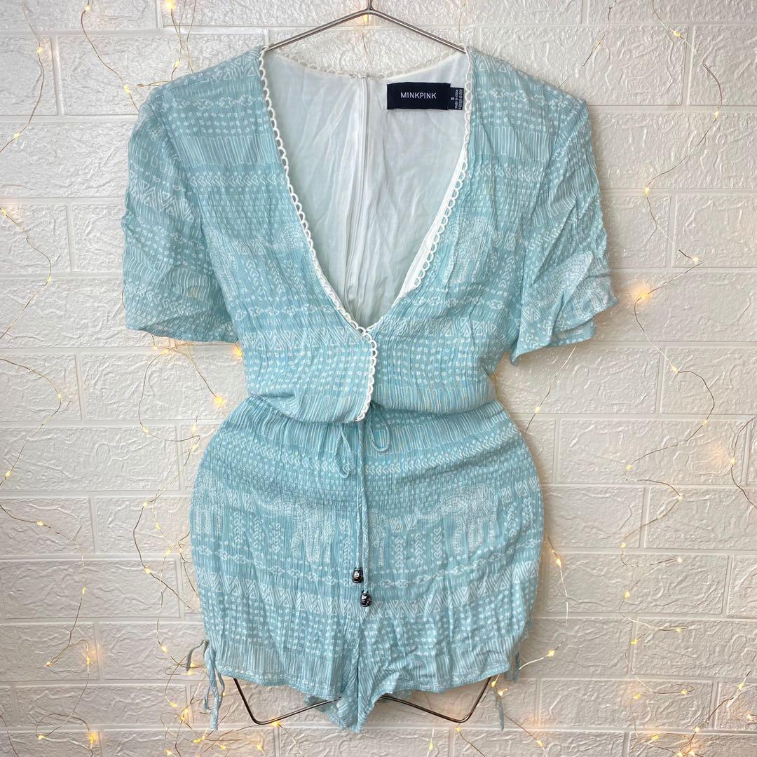 🌸MINKPINK Teal kimono ruched romper (Category: Rompers) located in Dagupan City. Submitted by branded_forless (Listing ID 1115025605, Image 1). Description: Cotton / Rayon ✔️ Pockets Buttons Garterized ✔️ Lining✔️ Stretchable✔️.