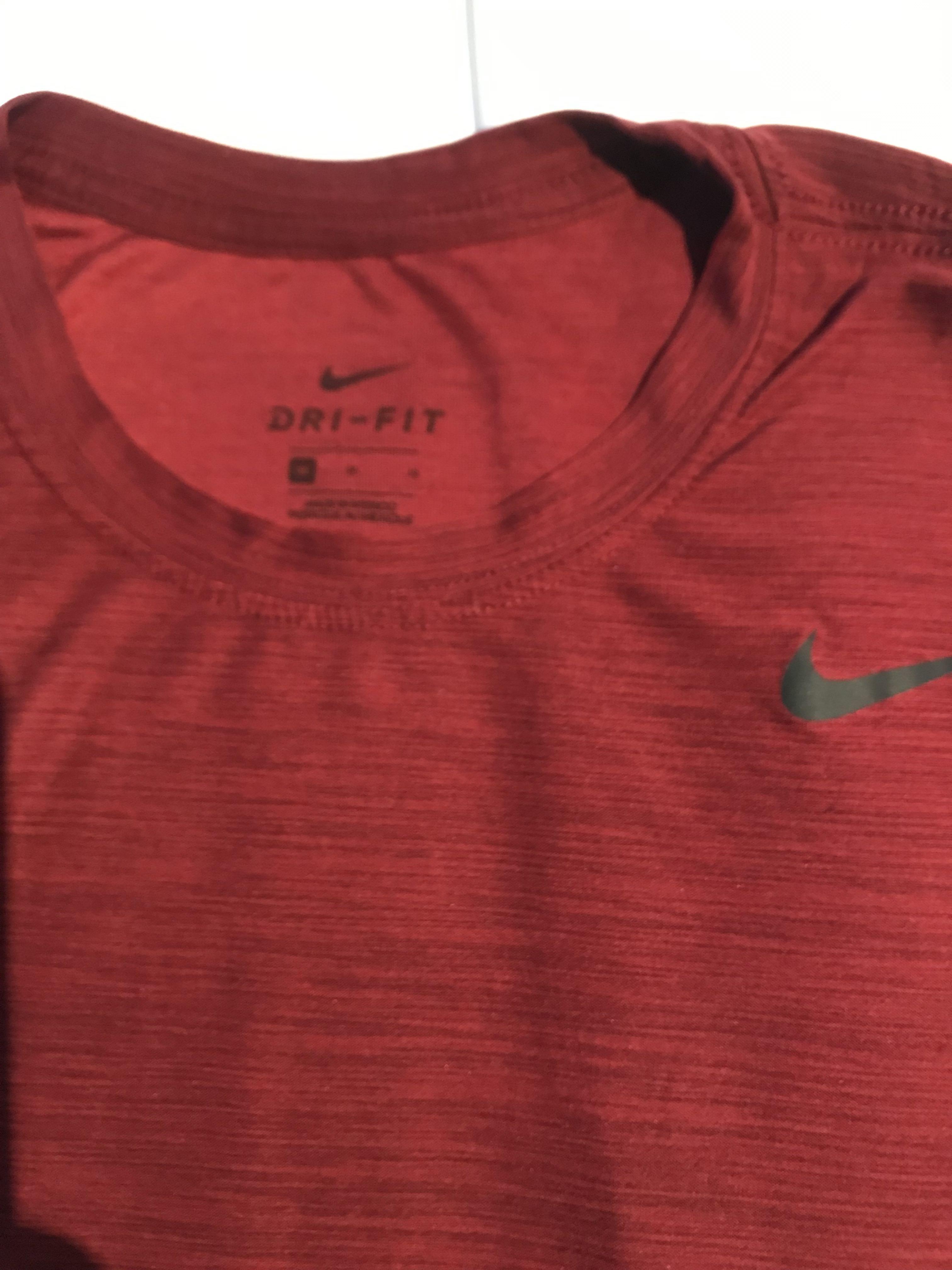 Nike Red DriFit Shirt Large, Olah Raga 